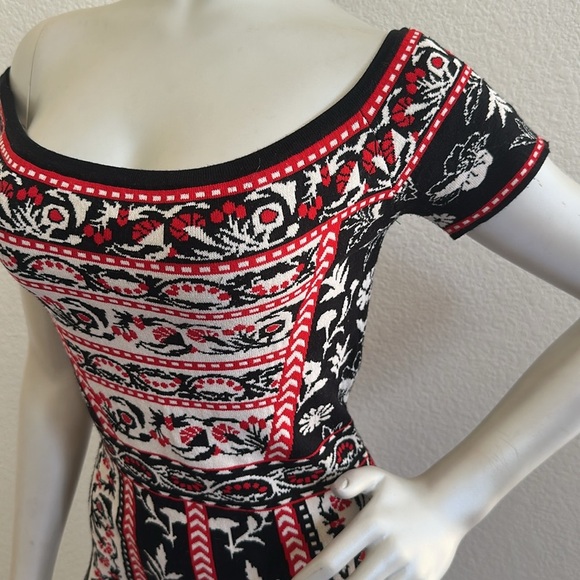 Chelsea & Violet by Anthropologie Dress Tapestry Stretch Bodycon - Picture 4 of 6